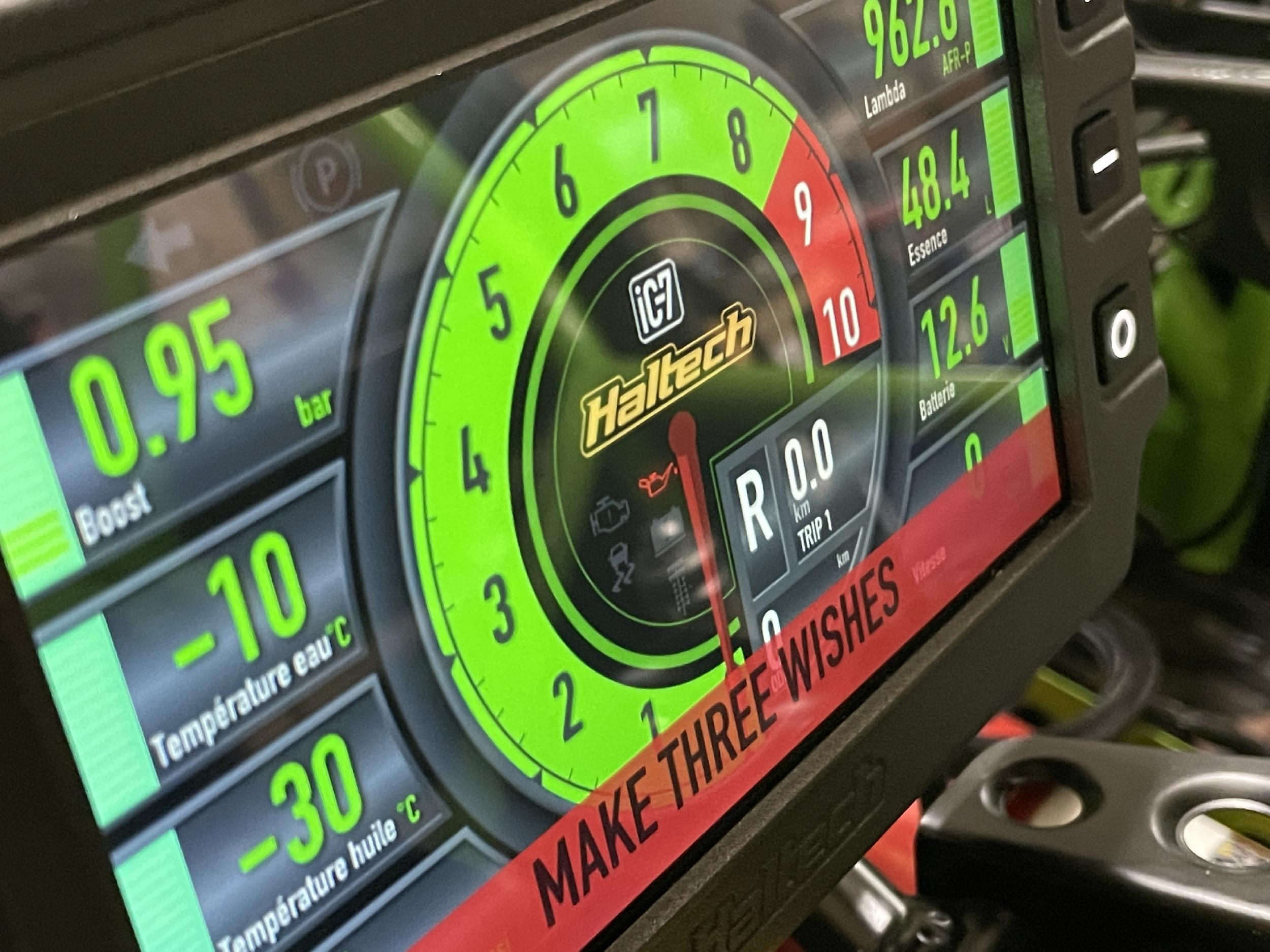 Haltech - Dashboard IC7